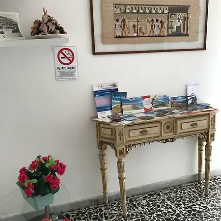 Bed & Breakfast B&B Cagliari Ariosto *